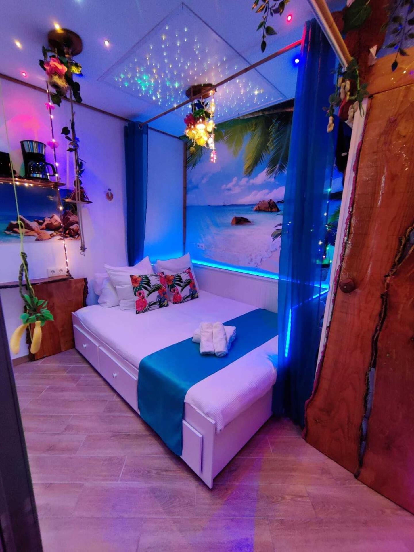 Wonder Room Paraiso Magico Habitacion Nerja Exterior photo